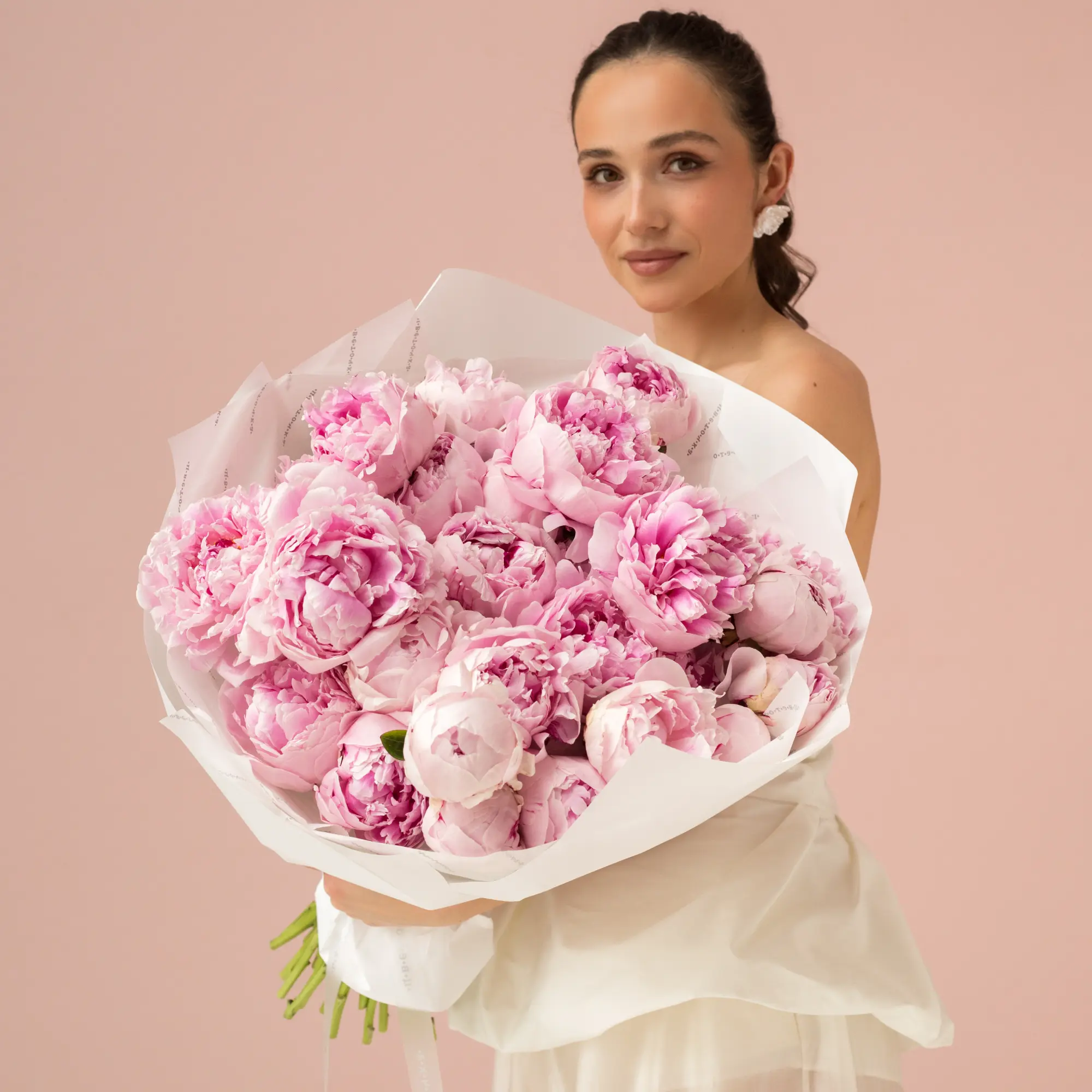 Букет из 35 розовых пионов №2420